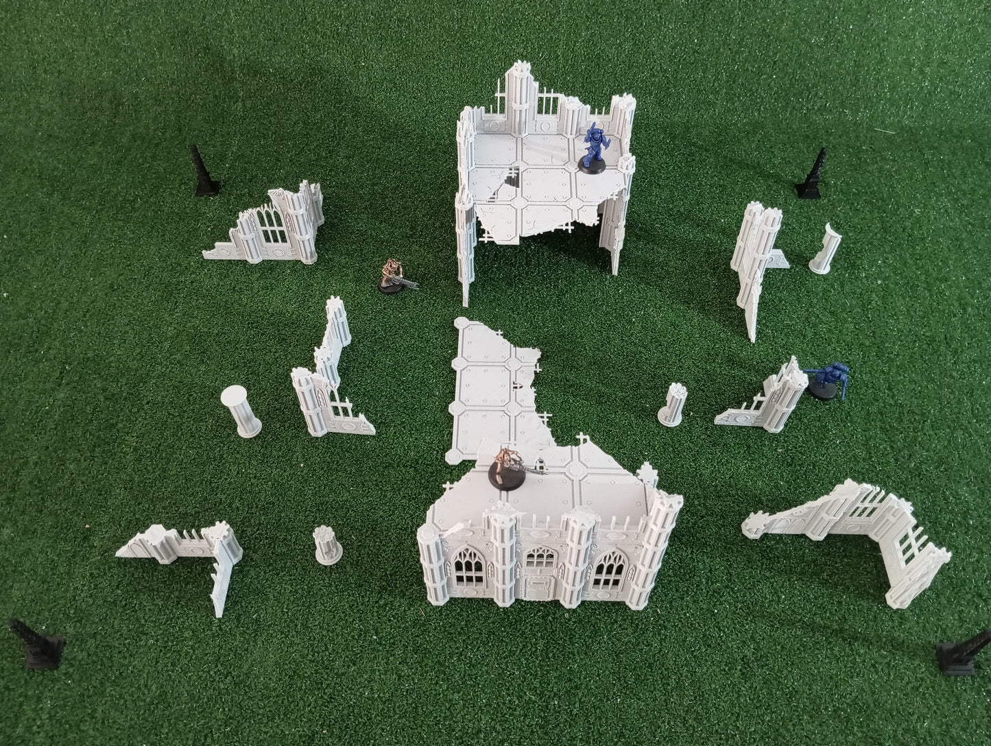 7 ruinas y 4 columnas - Chalnath - Escenografía Kill Team, gótica, imperial, Grimdark
