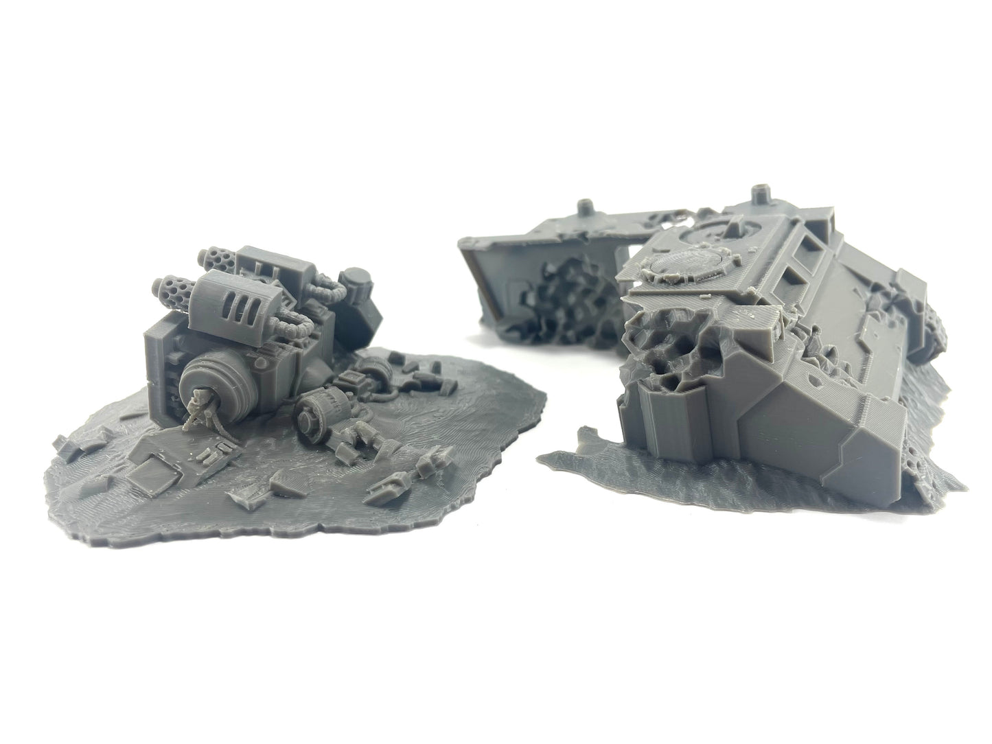 Rhino y Dreadnought destruidos